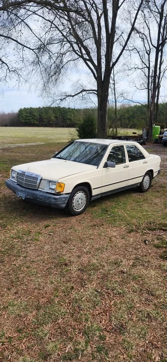1984 Mercedes-Benz 190E - Image 5 of 17