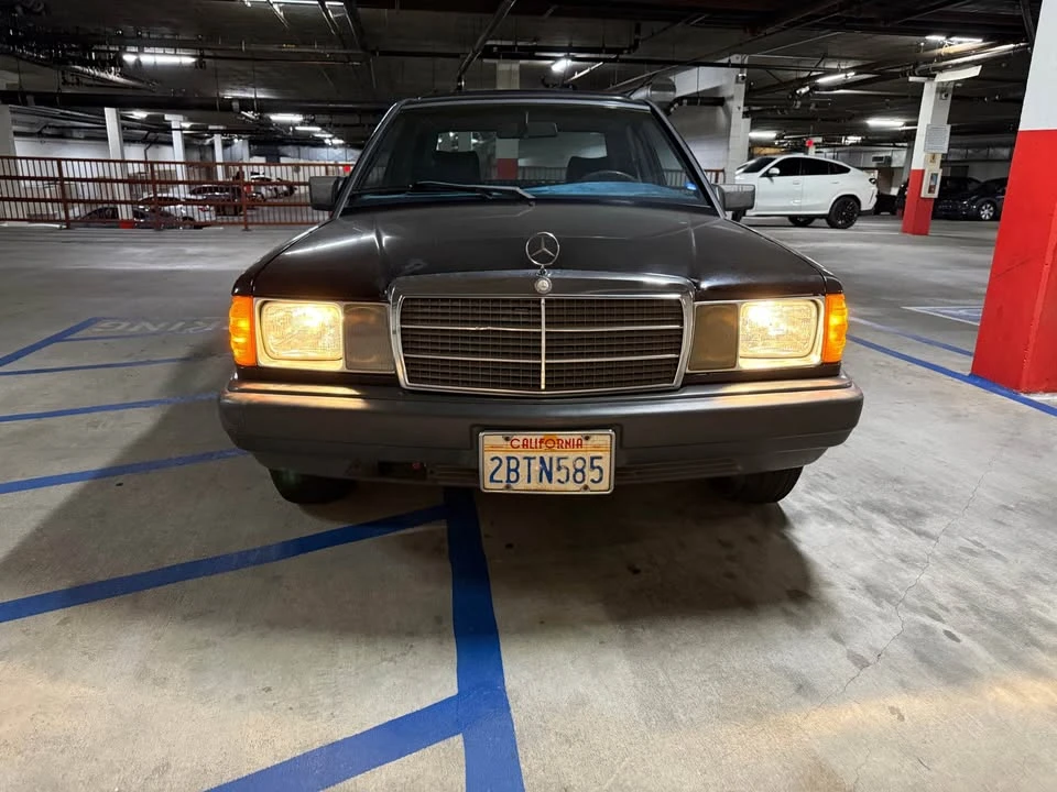1984 Mercedes-Benz 190E - Image 8 of 10