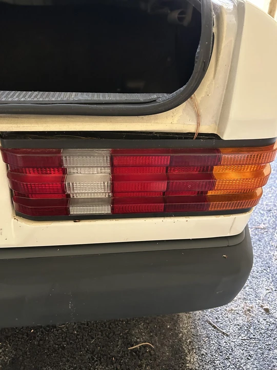 1984 Mercedes-Benz 190E - Image 14 of 31