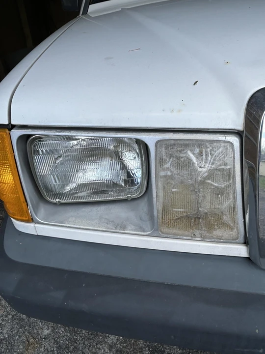 1984 Mercedes-Benz 190E - Image 15 of 31