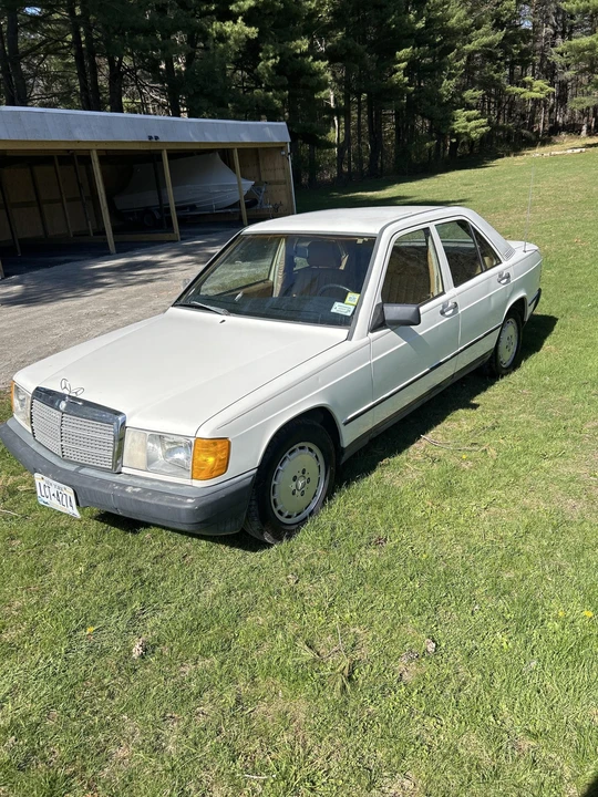 1984 Mercedes-Benz 190E - Image 3 of 31