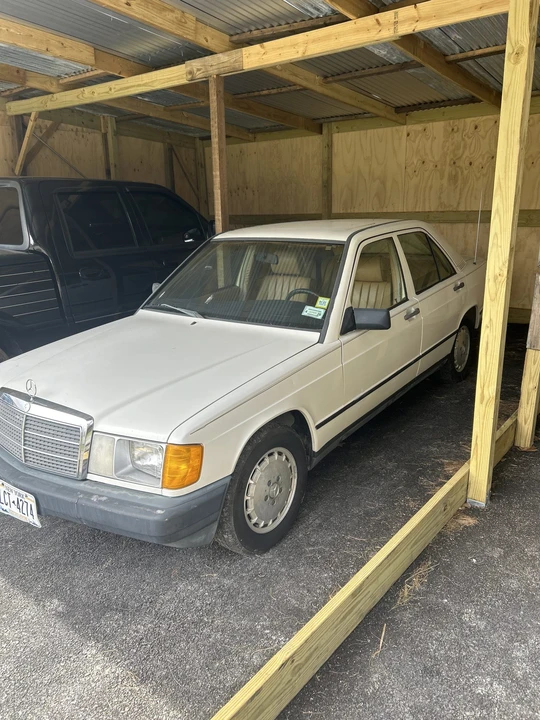 1984 Mercedes-Benz 190E - Image 10 of 31