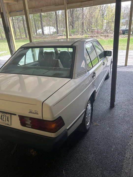 1984 Mercedes-Benz 190E - Image 12 of 31