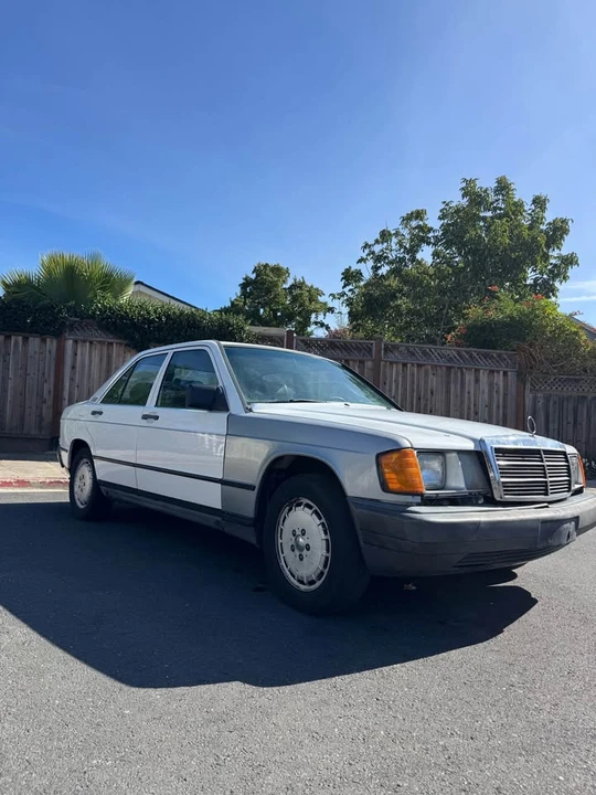 1984 Mercedes-Benz 190E - Image 4 of 11