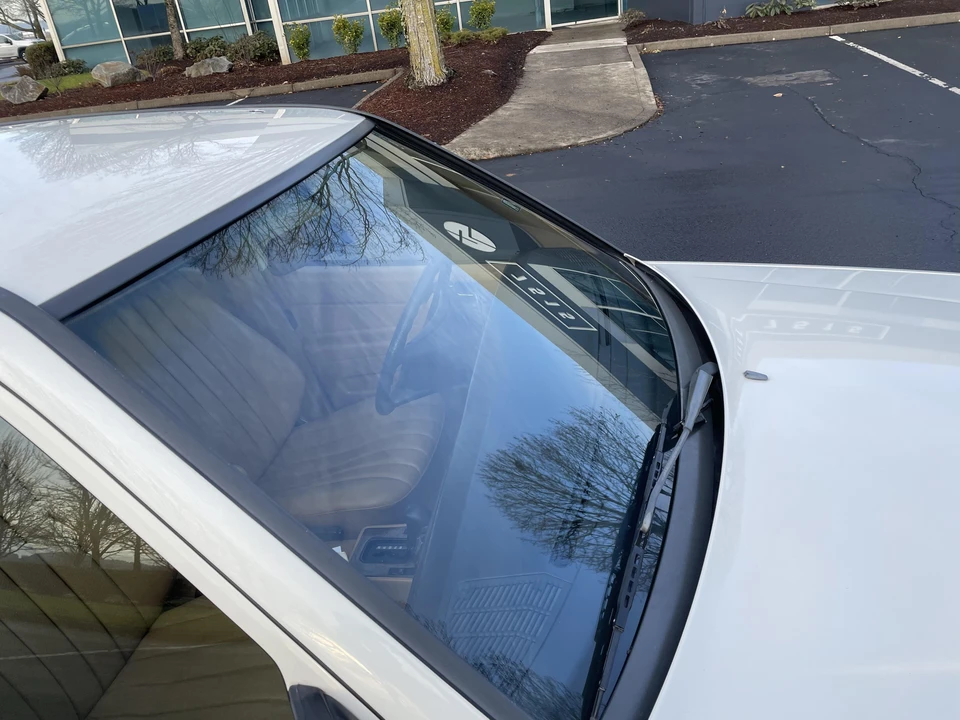 1984 Mercedes-Benz 190E - Image 30 of 31
