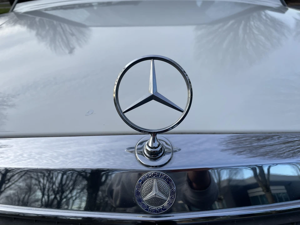 1984 Mercedes-Benz 190E - Image 14 of 31