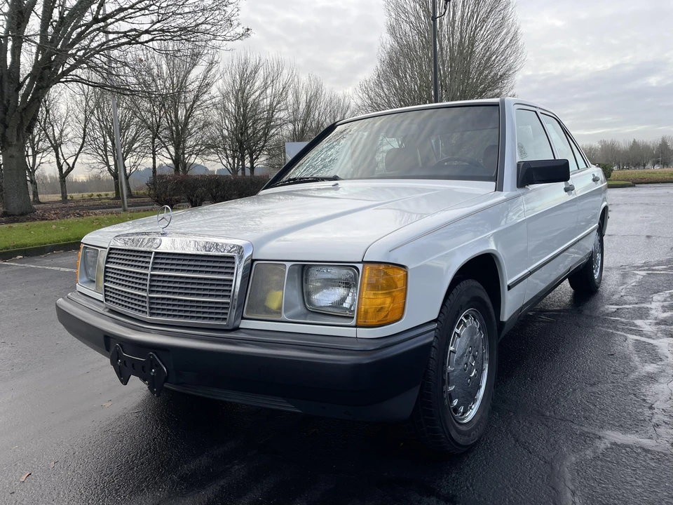 1984 Mercedes-Benz 190E - Image 6 of 31