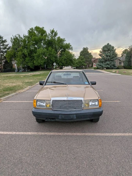 1984 Mercedes-Benz 190E - Image 2 of 24