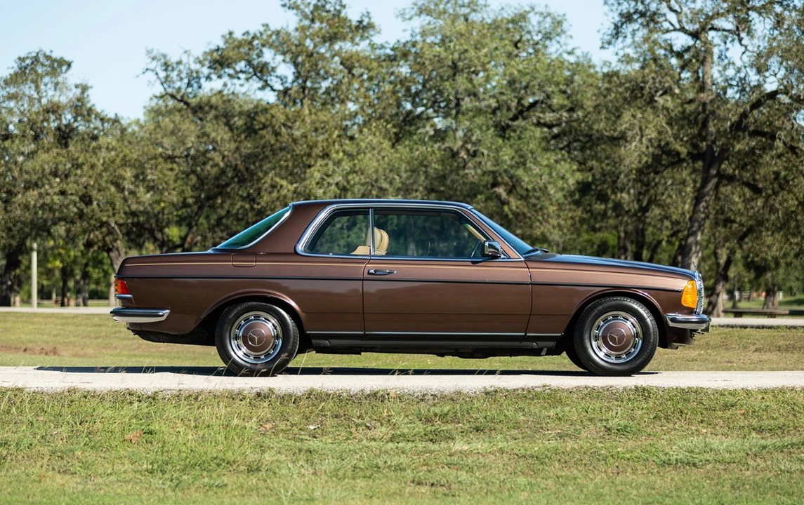 1984 Mercedes-Benz 190E - Image 6 of 31