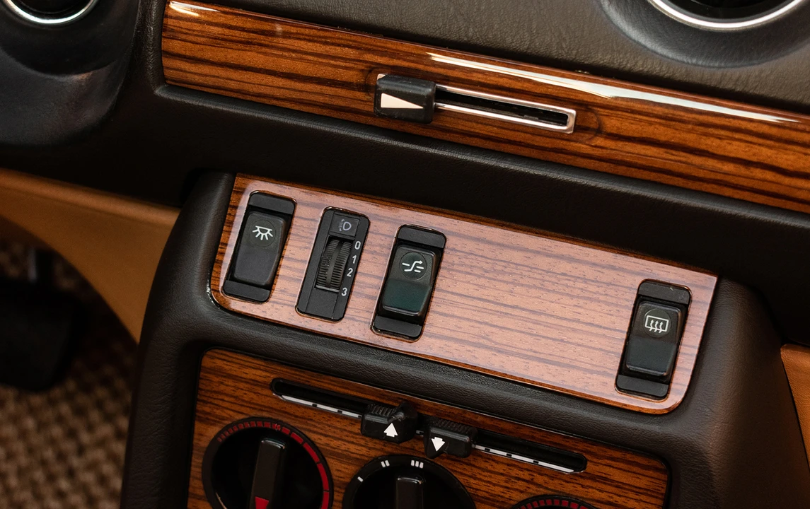 1984 Mercedes-Benz 190E - Image 23 of 31