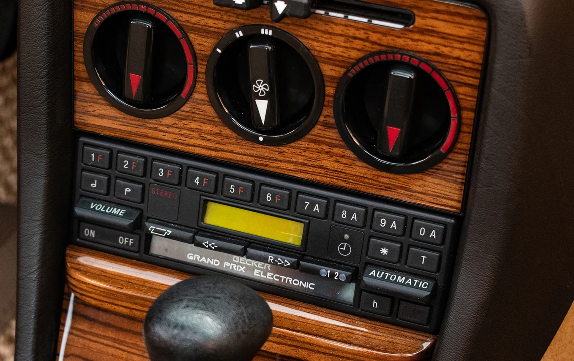 1984 Mercedes-Benz 190E - Image 22 of 31