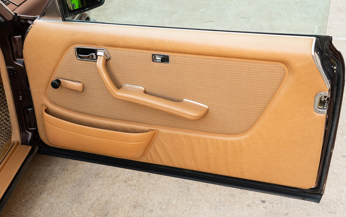 1984 Mercedes-Benz 190E - Image 26 of 31