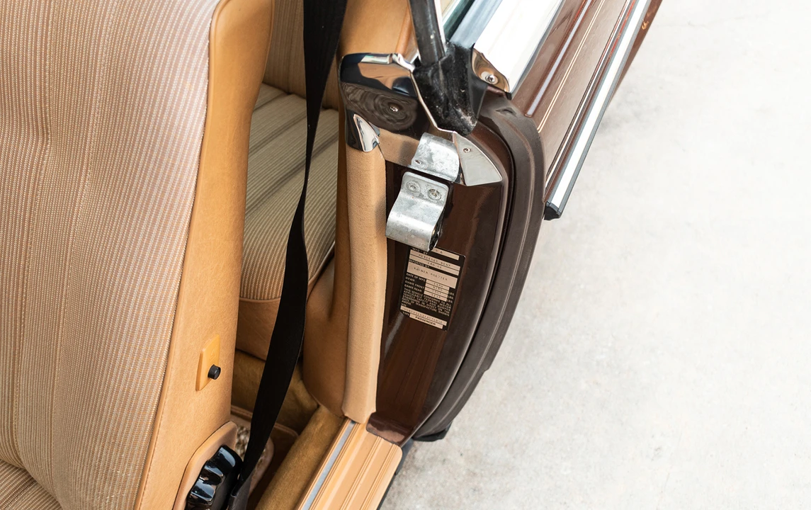 1984 Mercedes-Benz 190E - Image 30 of 31