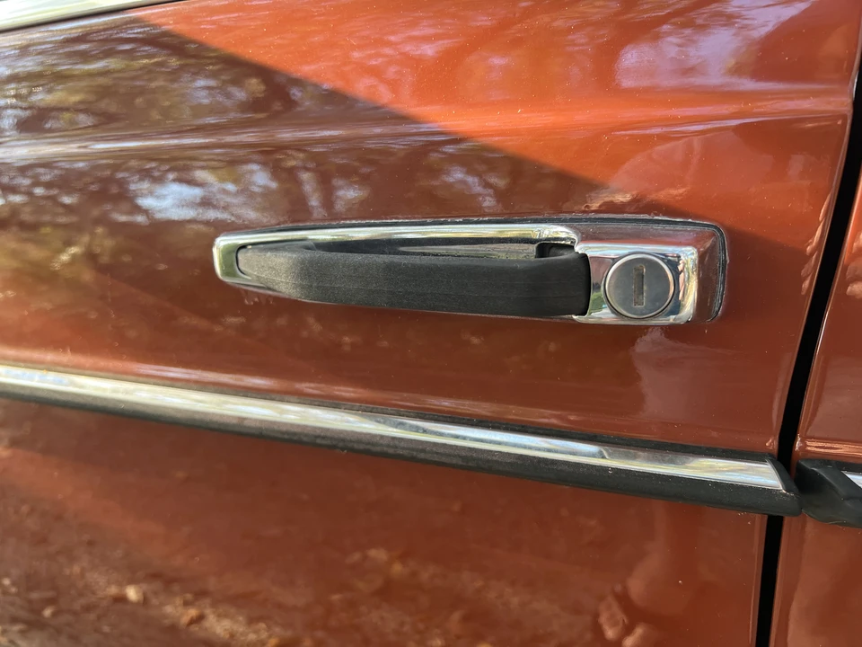 1984 Mercedes-Benz E-Class - Image 14 of 31