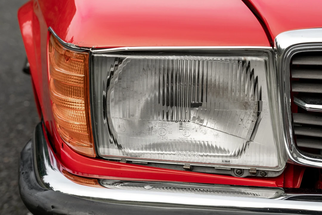 1984 Mercedes-Benz R107 SL-Class - Image 17 of 31