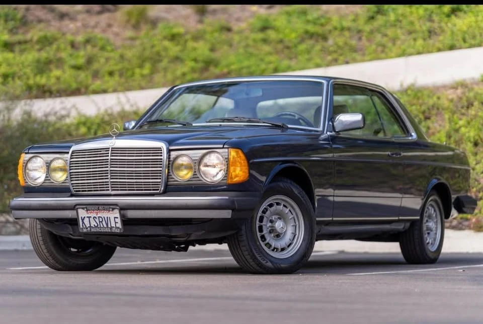 1984 Mercedes-Benz 190E - Image 5 of 15