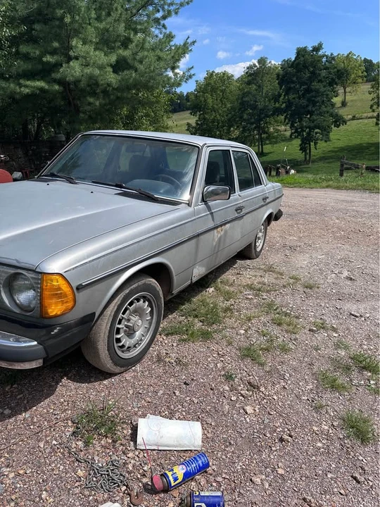 1984 Mercedes-Benz 190E - Image 11 of 18