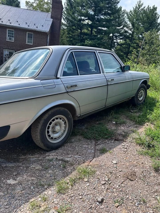 1984 Mercedes-Benz 190E - Image 15 of 18