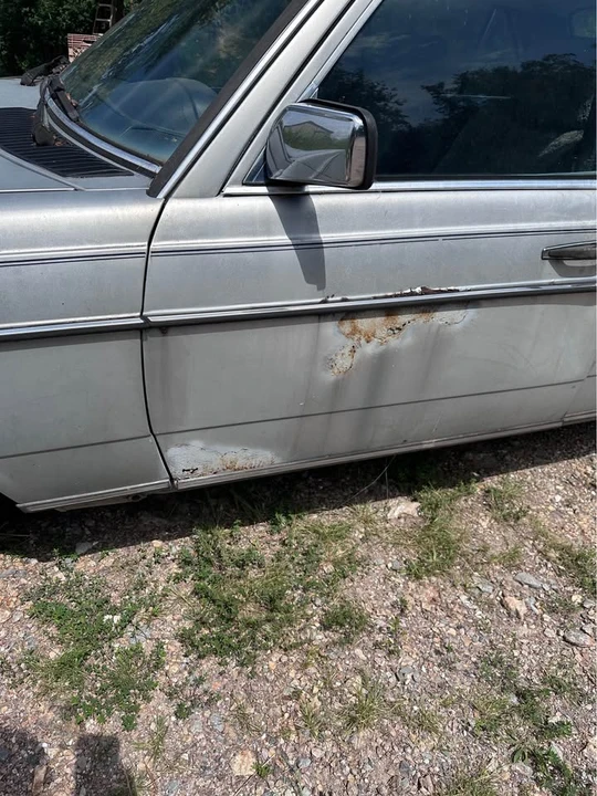 1984 Mercedes-Benz 190E - Image 12 of 18