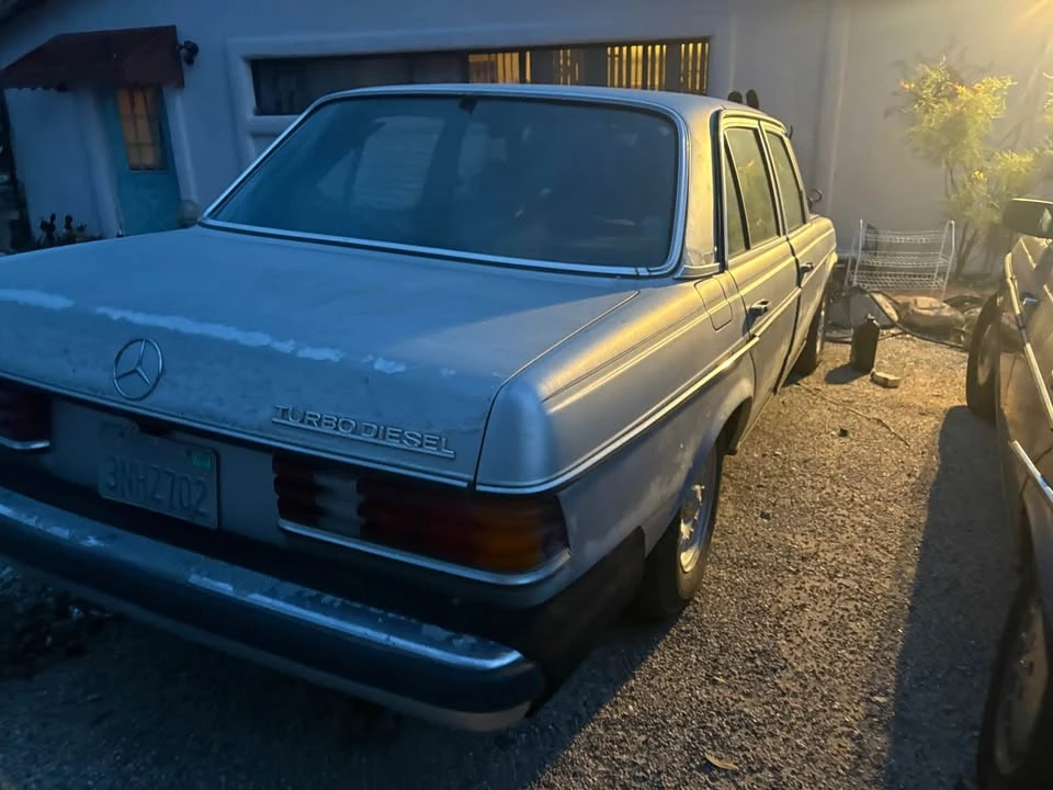 1984 Mercedes-Benz 190E - Image 4 of 5