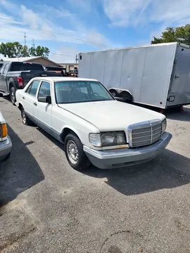 1984 Mercedes-Benz 300 SD Sedan 4D