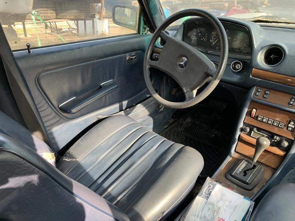 1984 Mercedes-Benz W123 Wagon (S123) - Image 13 of 20