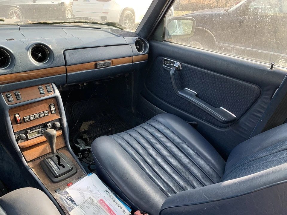 1984 Mercedes-Benz W123 Wagon (S123) - Image 14 of 20