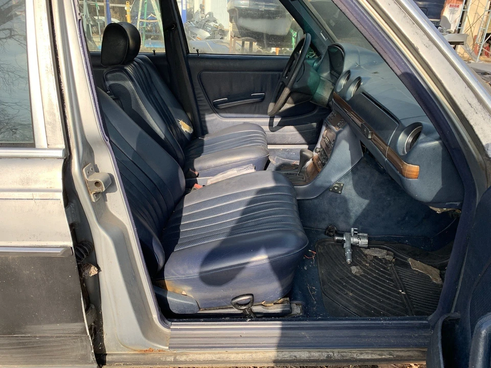 1984 Mercedes-Benz W123 Wagon (S123) - Image 15 of 20