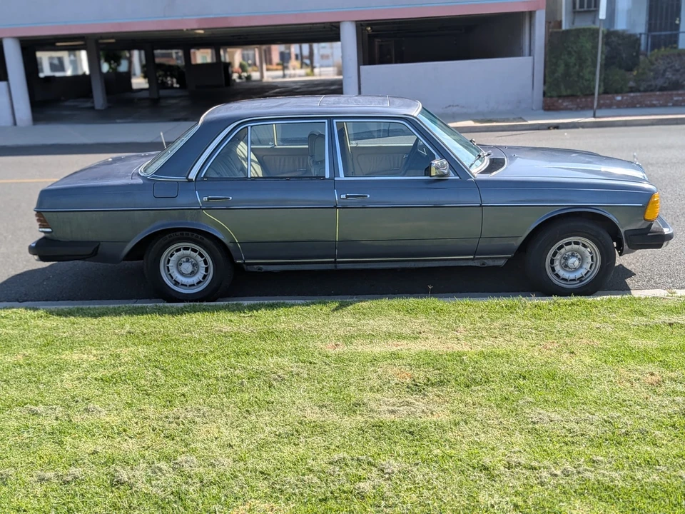 1984 Mercedes-Benz W201 190 - Image 2 of 25