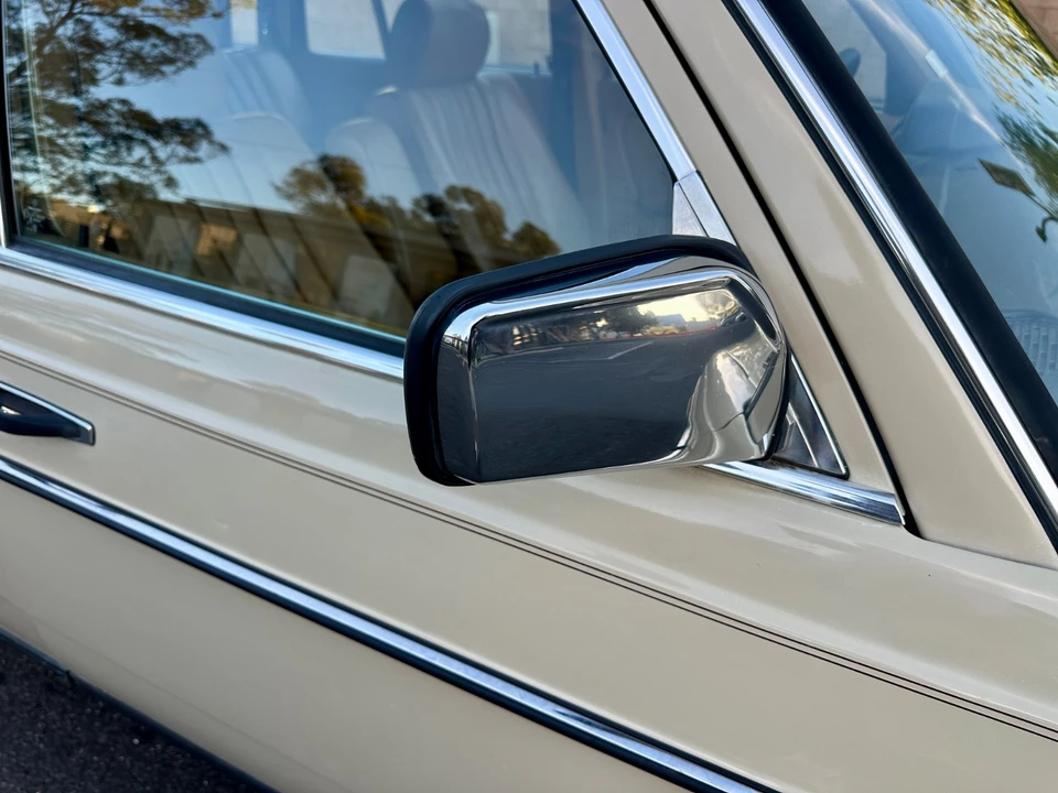 1984 Mercedes-Benz 190E - Image 19 of 31