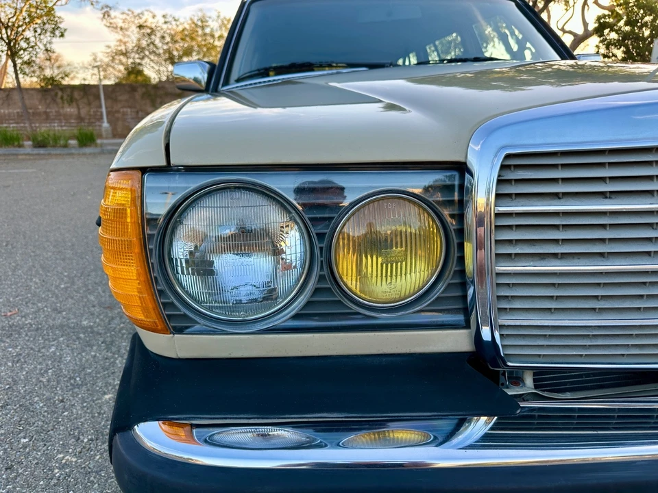 1984 Mercedes-Benz 190E - Image 20 of 31