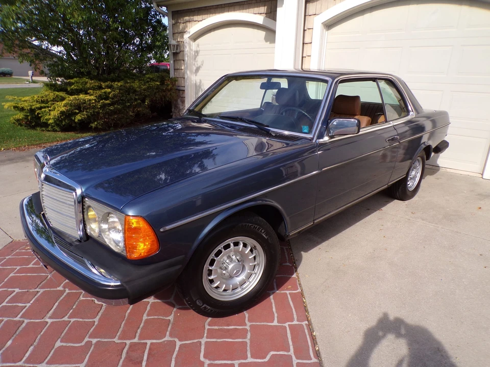 1984 Mercedes-Benz W123 Coupe (C123) - Image 4 of 31