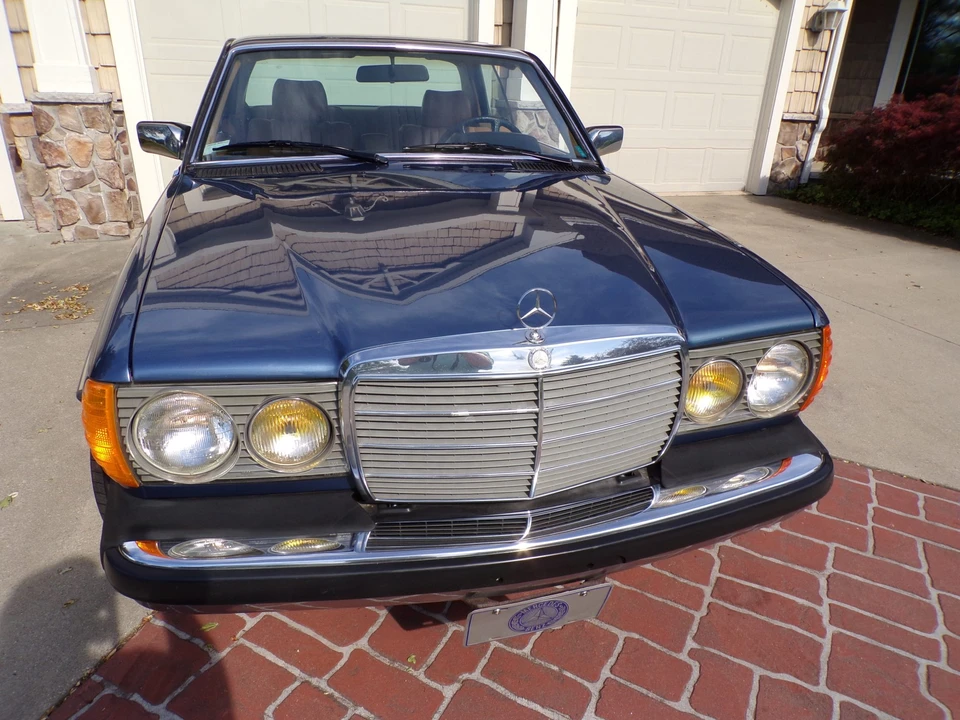 1984 Mercedes-Benz W123 Coupe (C123) - Image 20 of 31
