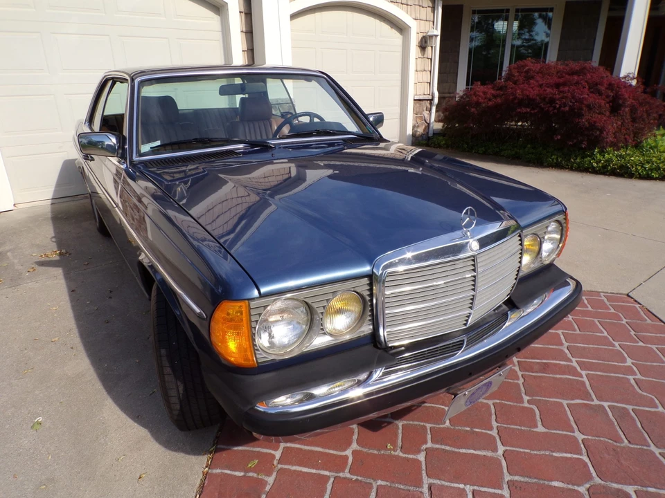 1984 Mercedes-Benz W123 Coupe (C123) - Image 19 of 31
