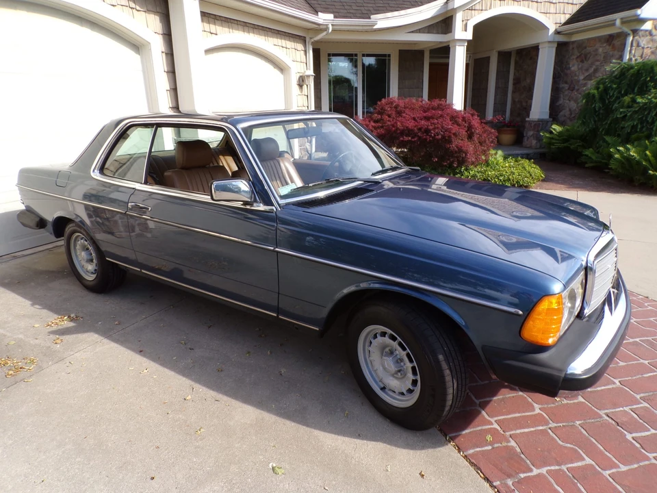 1984 Mercedes-Benz W123 Coupe (C123) - Image 17 of 31