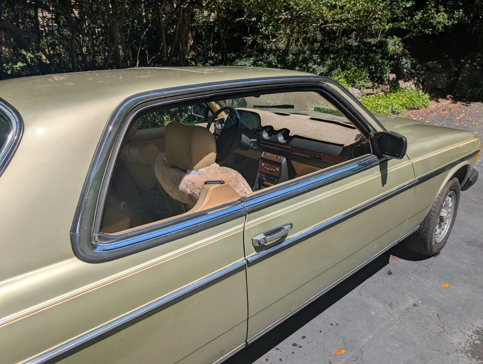 1984 Mercedes-Benz W123 Coupe (C123) - Image 20 of 31