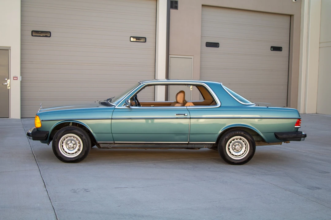 1984 Mercedes-Benz W123 Coupe (C123) - Image 16 of 31