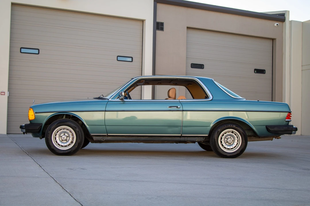 1984 Mercedes-Benz W123 Coupe (C123) - Image 18 of 31