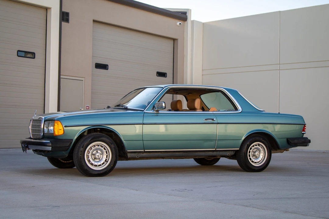 1984 Mercedes-Benz W123 Coupe (C123) - Image 15 of 31