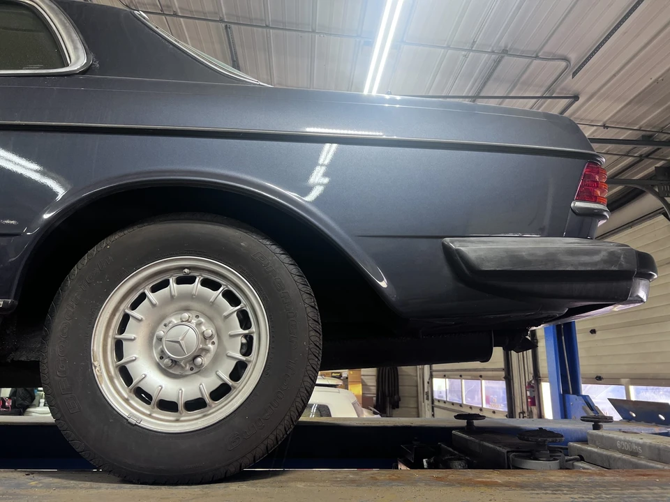 1984 Mercedes-Benz W123 Coupe (C123) - Image 22 of 31