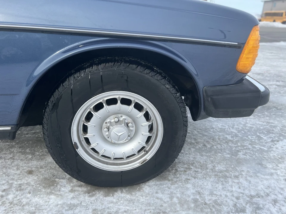 1984 Mercedes-Benz W123 Coupe (C123) - Image 17 of 31