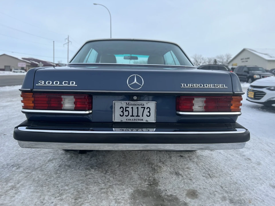 1984 Mercedes-Benz W123 Coupe (C123) - Image 5 of 31