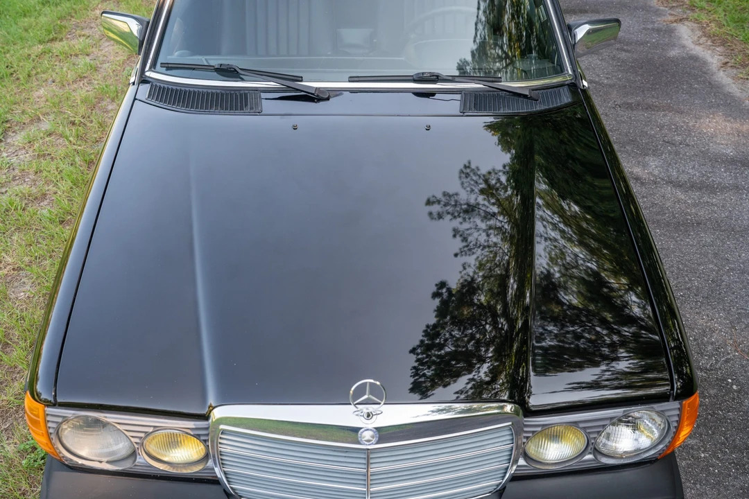 1984 Mercedes-Benz W123 Coupe (C123) - Image 14 of 31