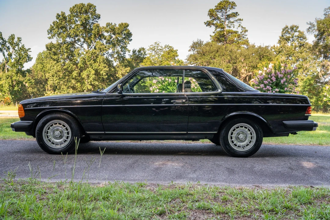 1984 Mercedes-Benz W123 Coupe (C123) - Image 3 of 31