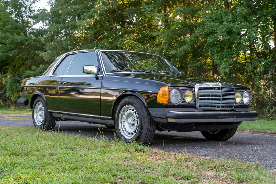1984 Mercedes-Benz W123 Coupe (C123) - Image 9 of 31