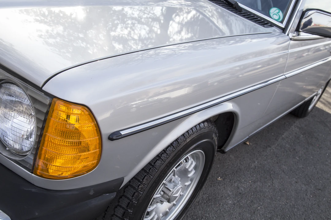 1984 Mercedes-Benz W123 Coupe (C123) - Image 26 of 31