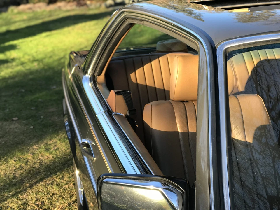 1984 Mercedes-Benz W123 Coupe (C123) - Image 25 of 31