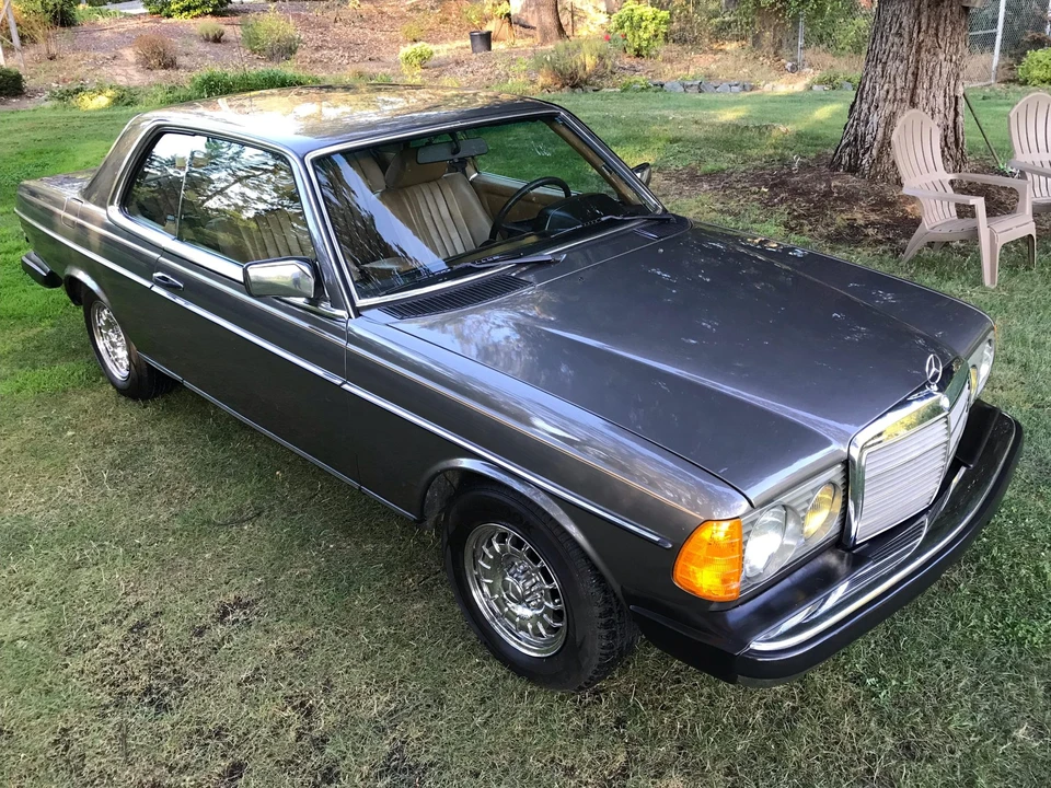 1984 Mercedes-Benz W123 Coupe (C123) - Image 4 of 31