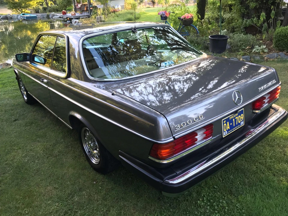 1984 Mercedes-Benz W123 Coupe (C123) - Image 6 of 31