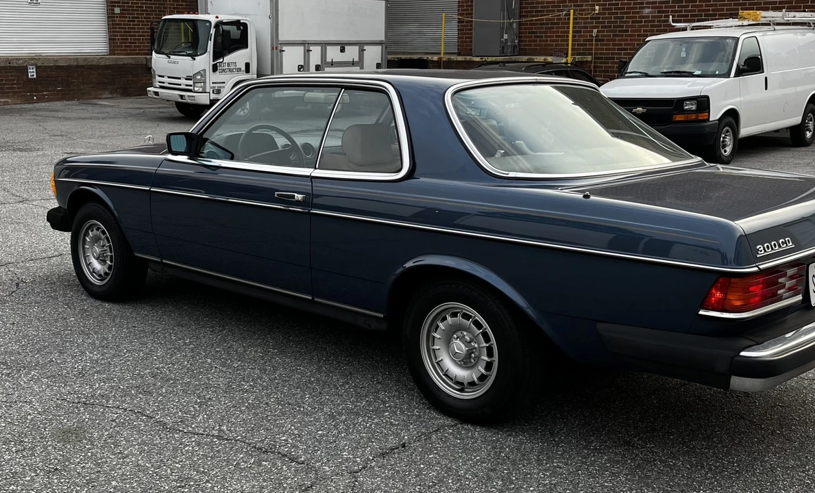 1984 Mercedes-Benz W123 Coupe (C123) - Image 7 of 31